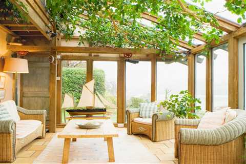 Sunroom vs. Screened Porch: What’s the Difference?