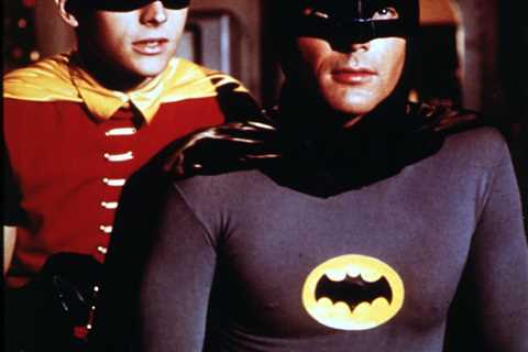 Holy Bat Dad! New Batman Movie Reboot Will Feature Robin As Bruce’s Son