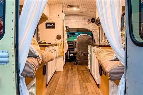 Skoolies: Living Out of Converted Buses