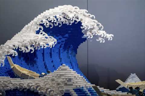 Watch Hokusai’s The Great Wave off Kanagawa Get Entirely Recreated with 50,000 LEGO Bricks