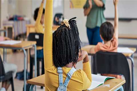 Supporting Low-Income Students in Southeastern Washington: The Role of the Education System